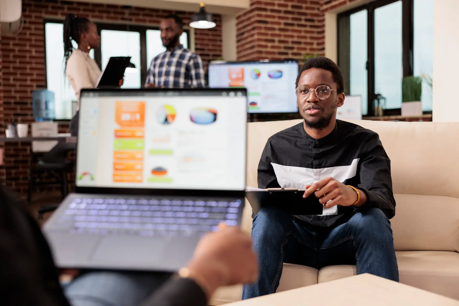 Affordable website design services by Startly